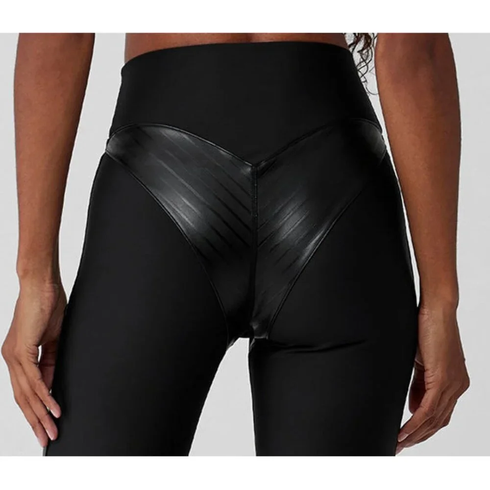 Alo Airlift Winter Warm High-Waist Supermoto Leggings Black Edgy Hi-Rise Leather